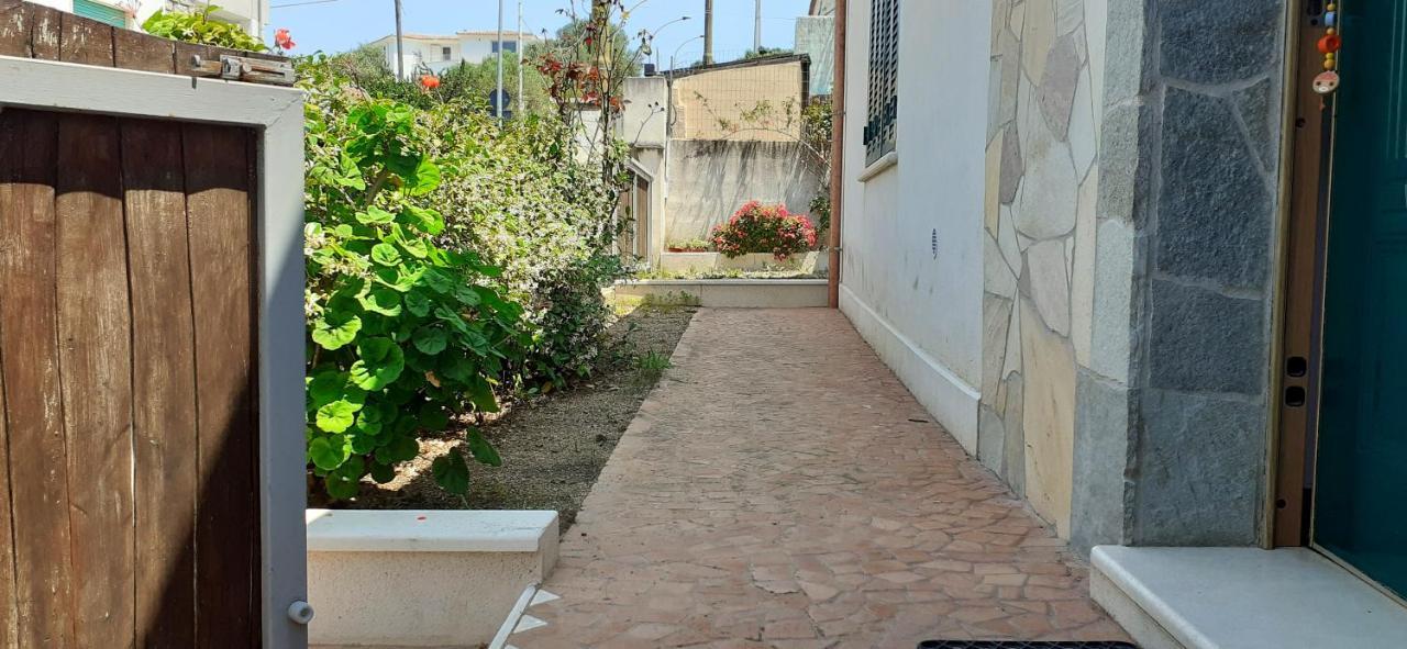 Villa 8 Via V. Monti Loiri Porto San Paolo Esterno foto